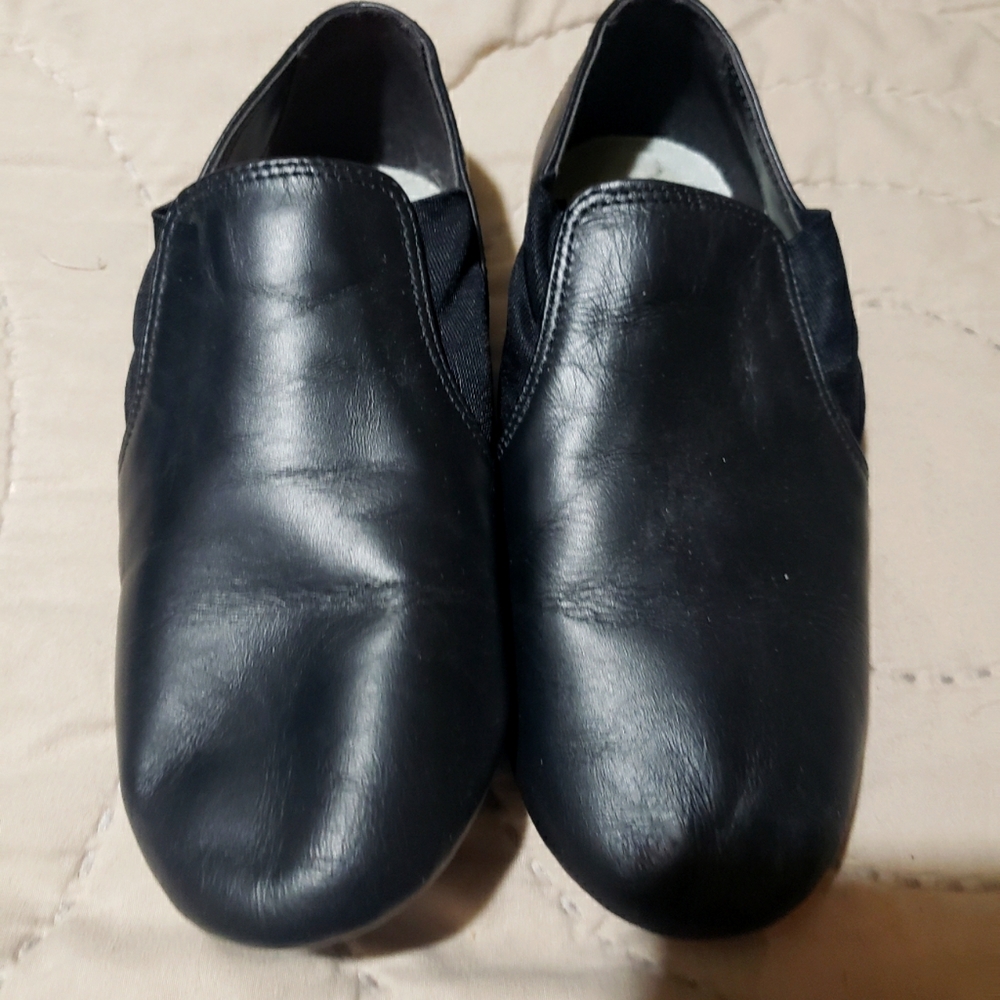 Girls dance slides